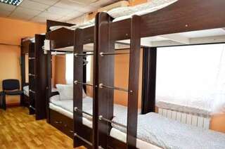 Гостиница Лайк Хостел на Самокиша Симферополь Кровать в общем номере для мужчин-2